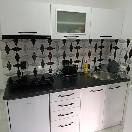 Garfield Family 2 Apartament *